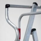 escalera-aluminio-plegable-guardacuerpos-5-peldanos-con-plataforma-airmec-1.jpg