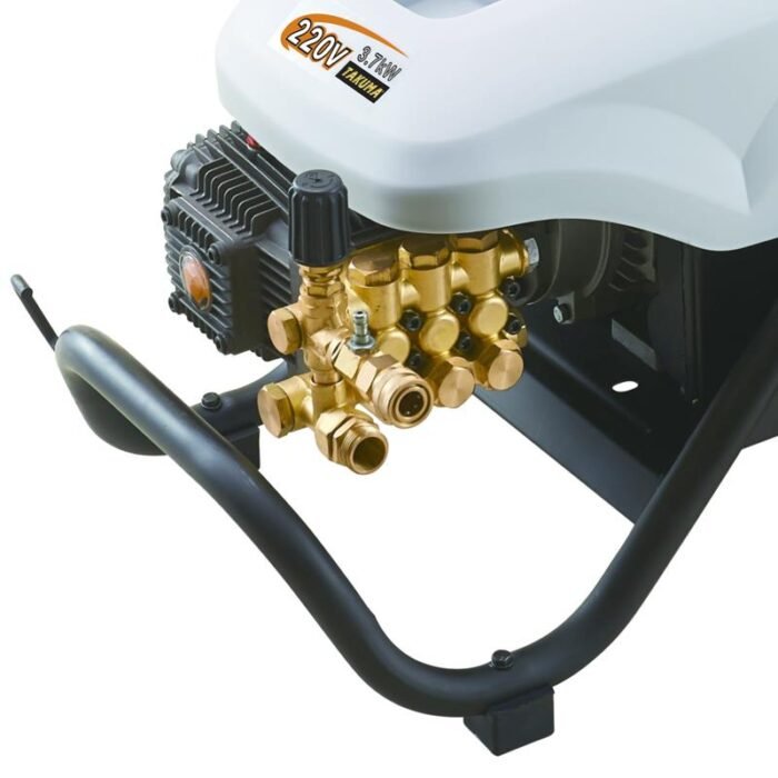 hidrolimpiadora-electrica-180-bar-takuma-1.jpg